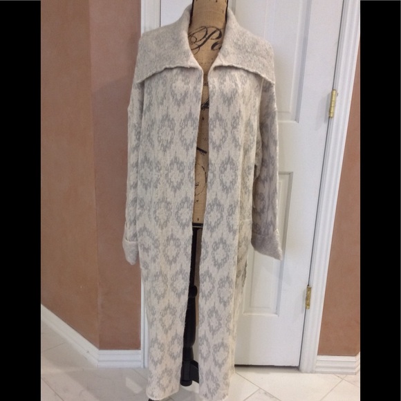 Diamond Sweater Coat 